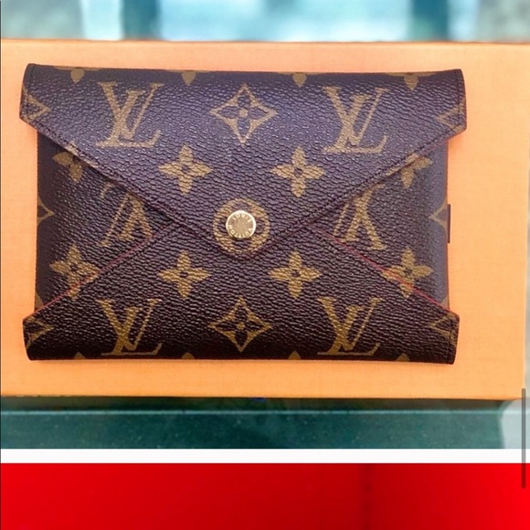 ❌SOLD!❌ Louis Vuitton Kirigami Pochette Medium - Picture 13 of 16
